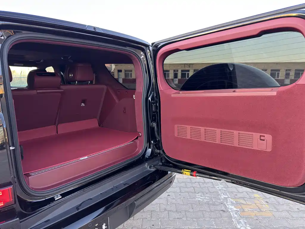 TANK TANK 700 NEW ENERGY