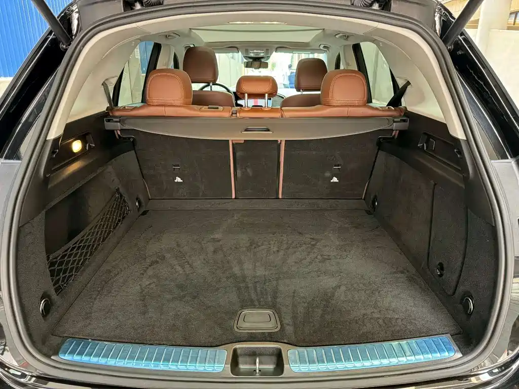 Mercedes-Benz GLE (Import) — миниатюра 8