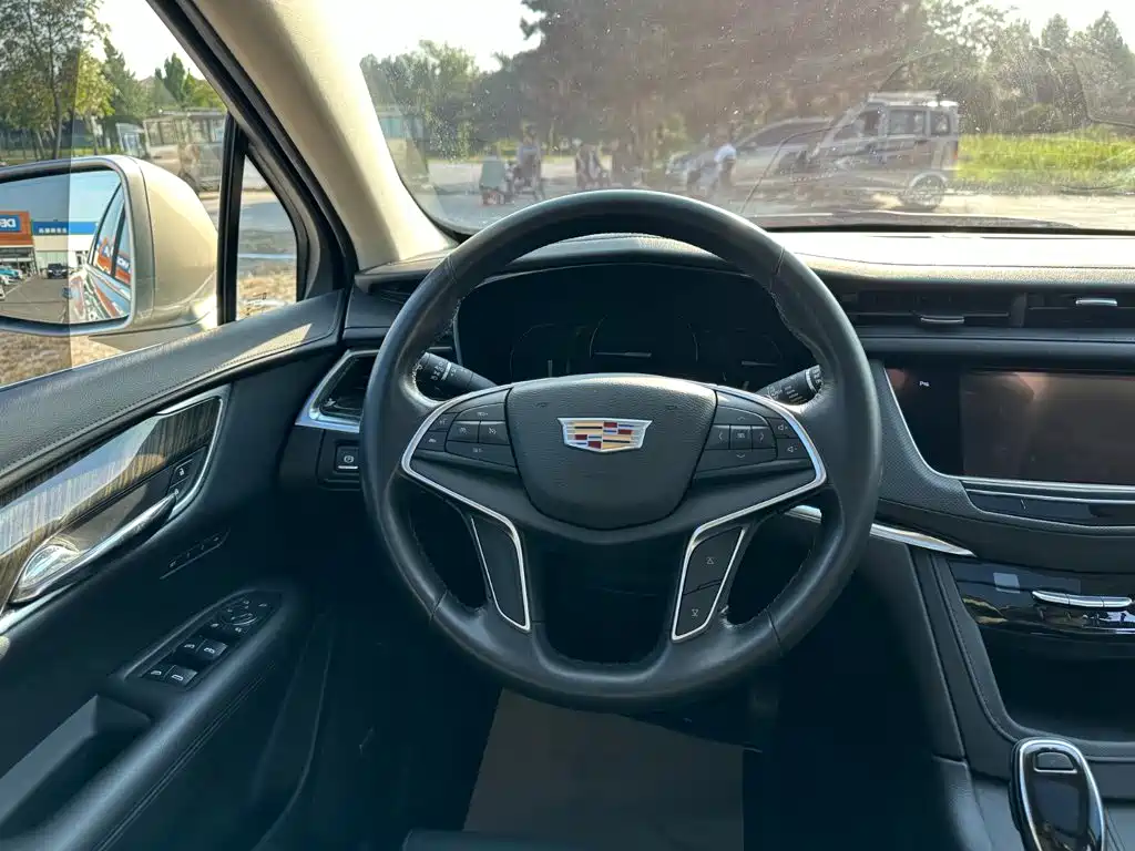 Cadillac XT5 — миниатюра 21