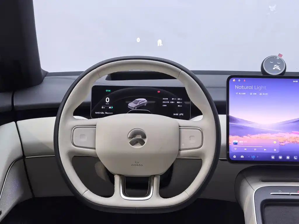 NIO ET5T — миниатюра 13