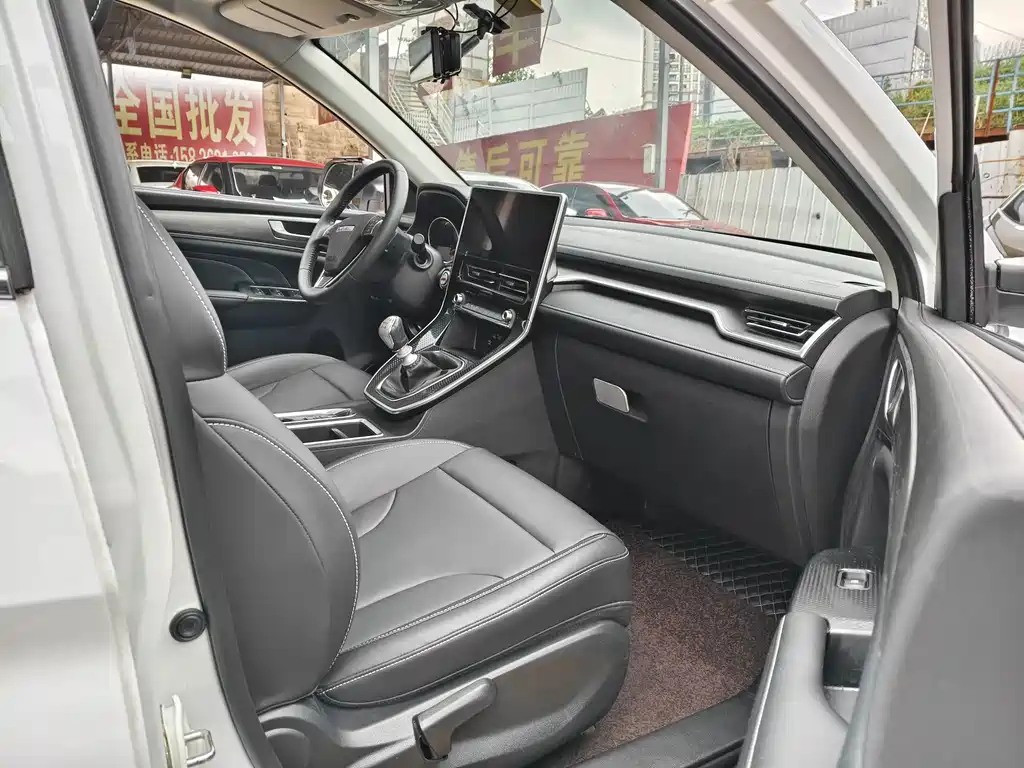 Haval M6 — миниатюра 6