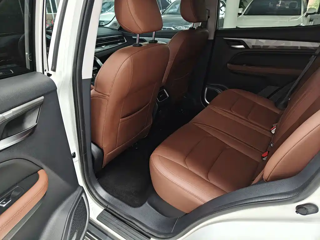 Geely Vision X6 — миниатюра 16