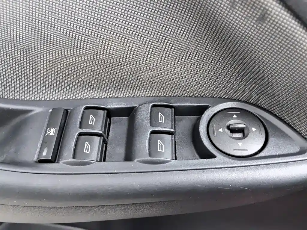 Ford Focus — миниатюра 9