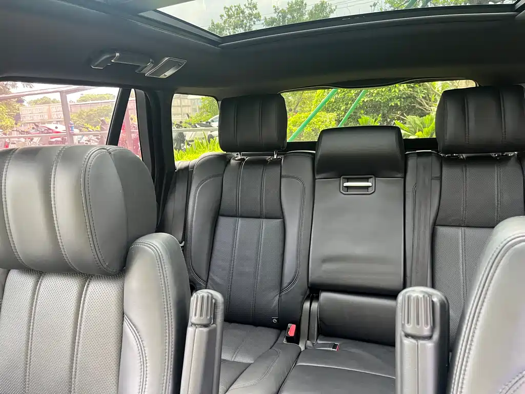 Land Rover Range Rover — миниатюра 29