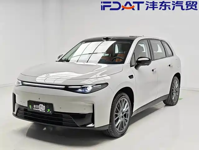 2025 Leapmotor C10