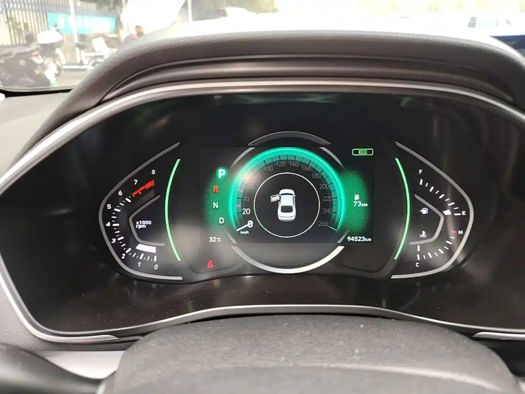 Hyundai Fista — миниатюра 12
