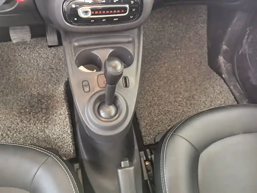smart Smart Fortwo — миниатюра 14