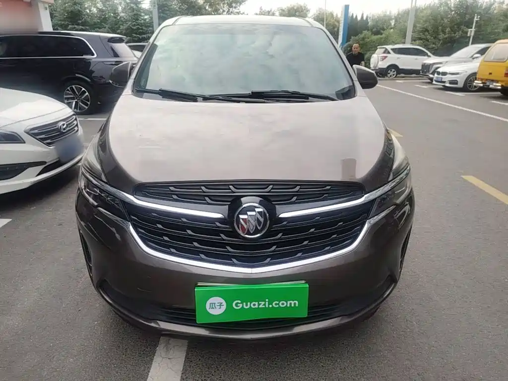 Buick GL8 — миниатюра 3