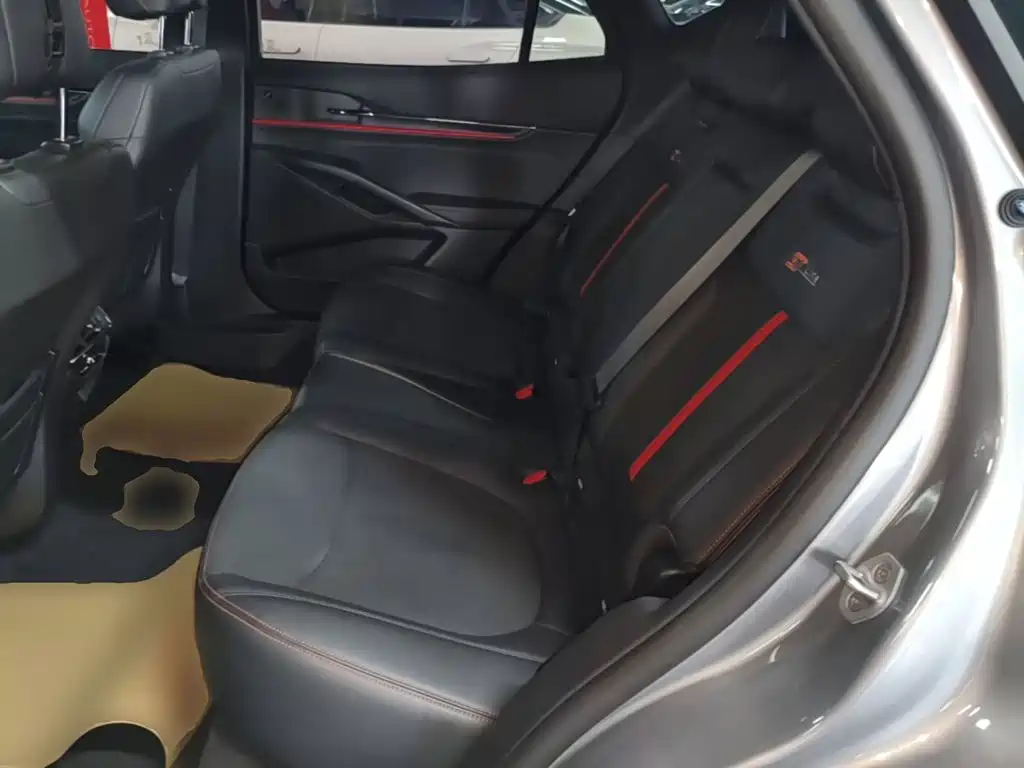 Ford Mondeo — миниатюра 17