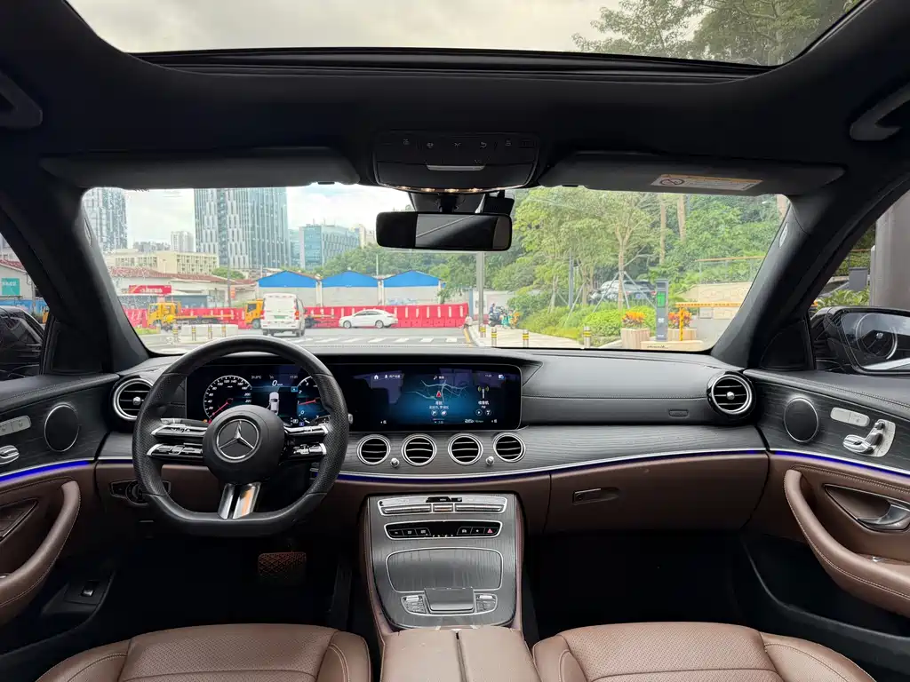 Mercedes-Benz E-Class — миниатюра 9