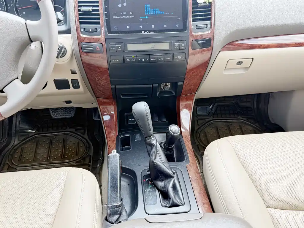 Toyota Prado (Import) — миниатюра 8