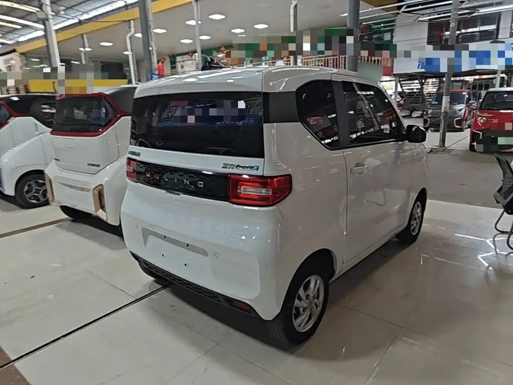 Wuling MINIEV — миниатюра 7