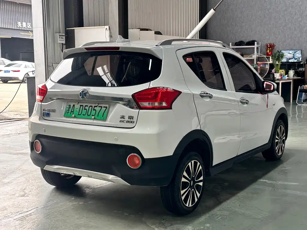 BAIC New Energy EC — миниатюра 7