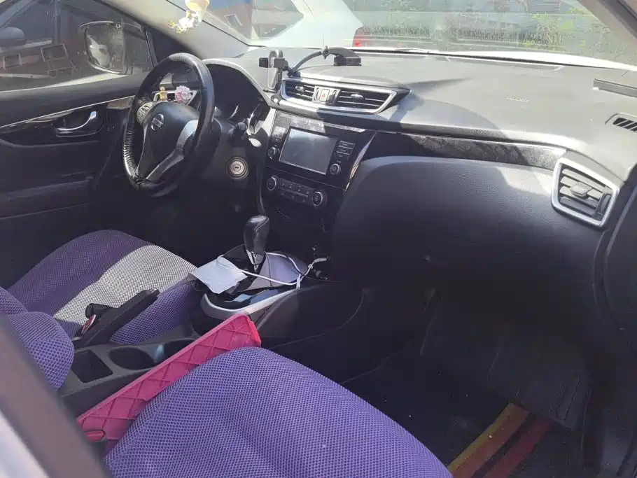 Nissan Qashqai — миниатюра 8