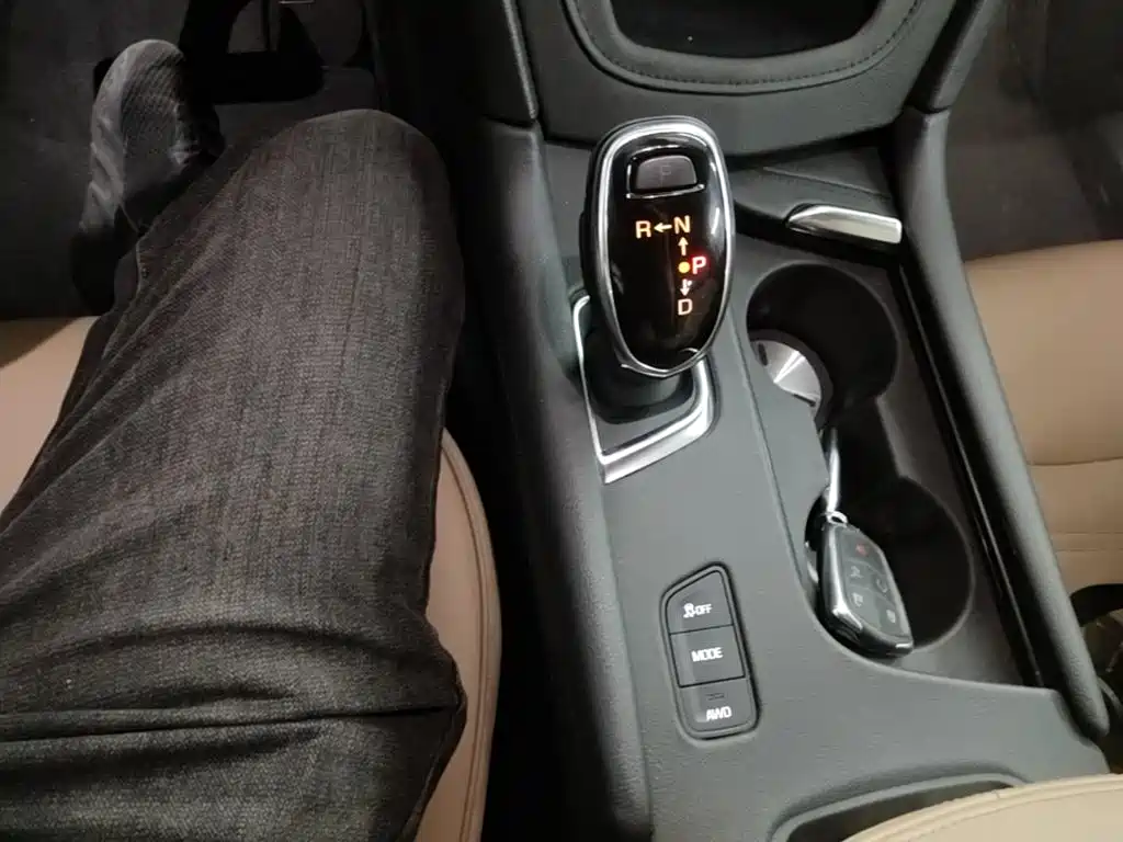 Cadillac XT5 — миниатюра 14