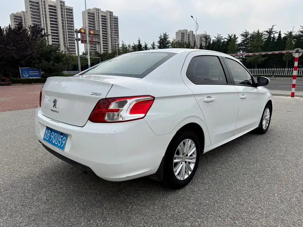 Peugeot 301 — миниатюра 4