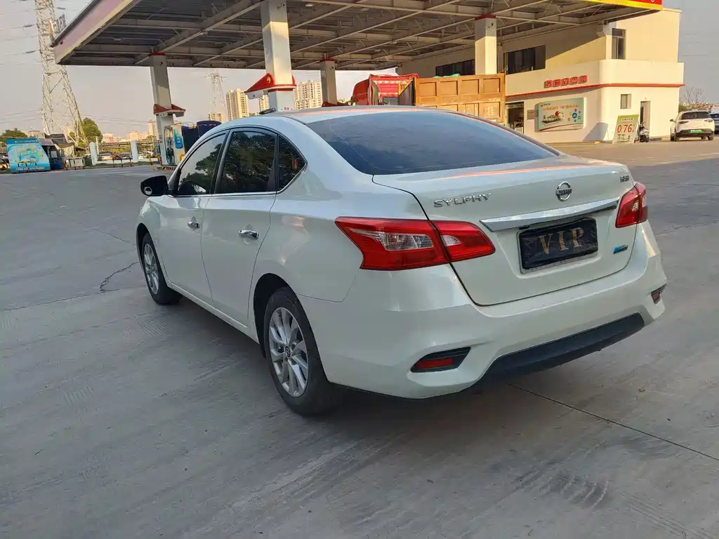 Nissan Sylphy — миниатюра 4