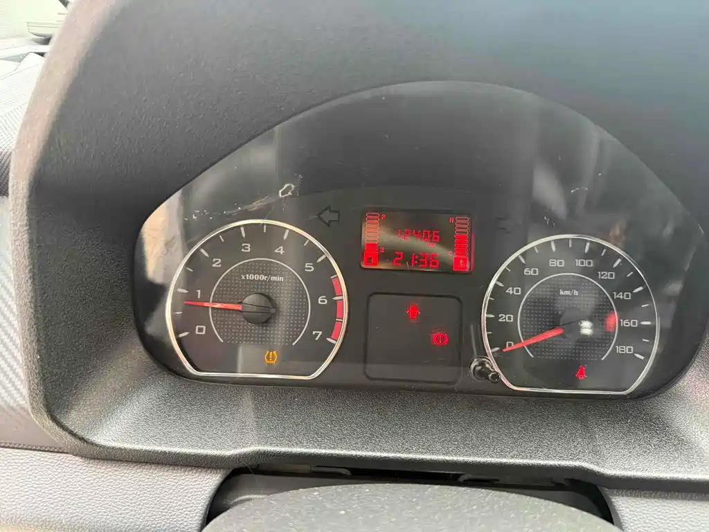 Wuling Journey — миниатюра 13