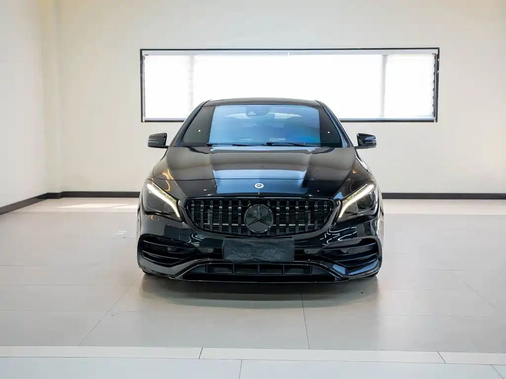 Mercedes-Benz CLA AMG — миниатюра 2