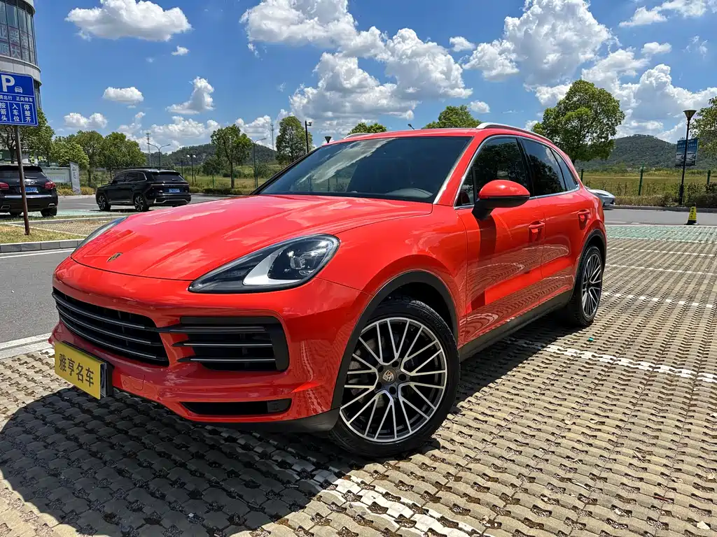PORSCHE CAYENNE