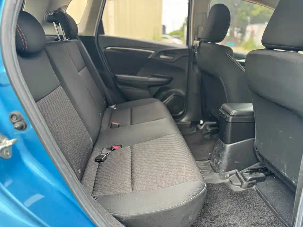 Honda Fit — миниатюра 14