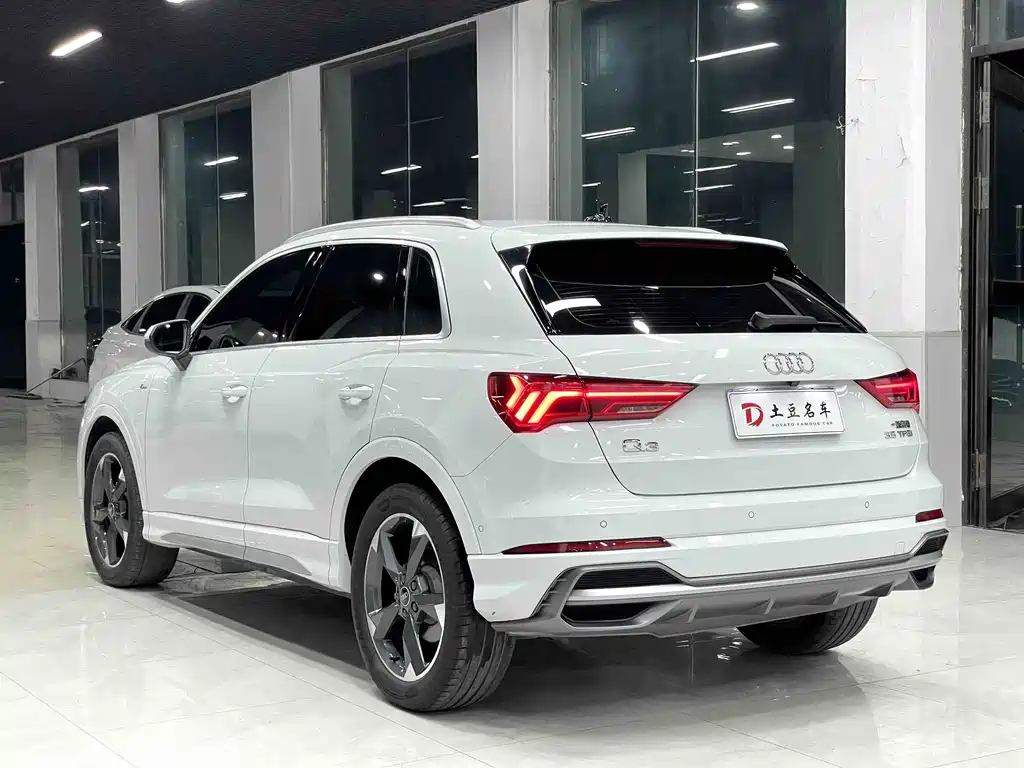 Audi Q3 2022 35 TFSI Fashion