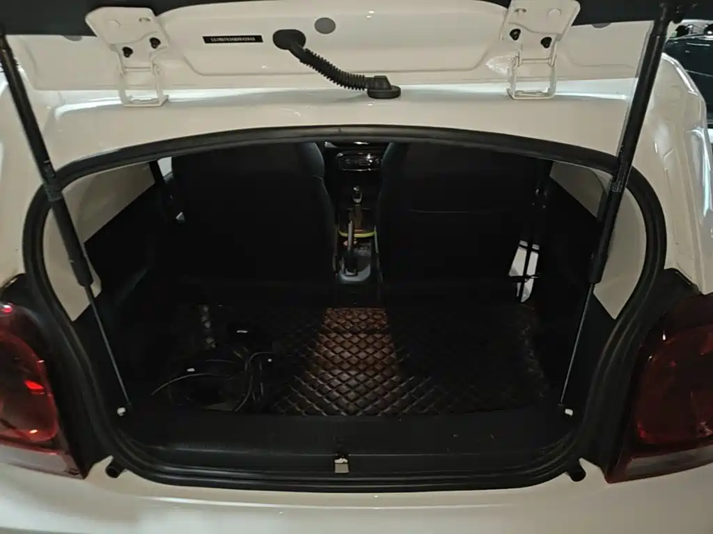Roewe Clever — миниатюра 19