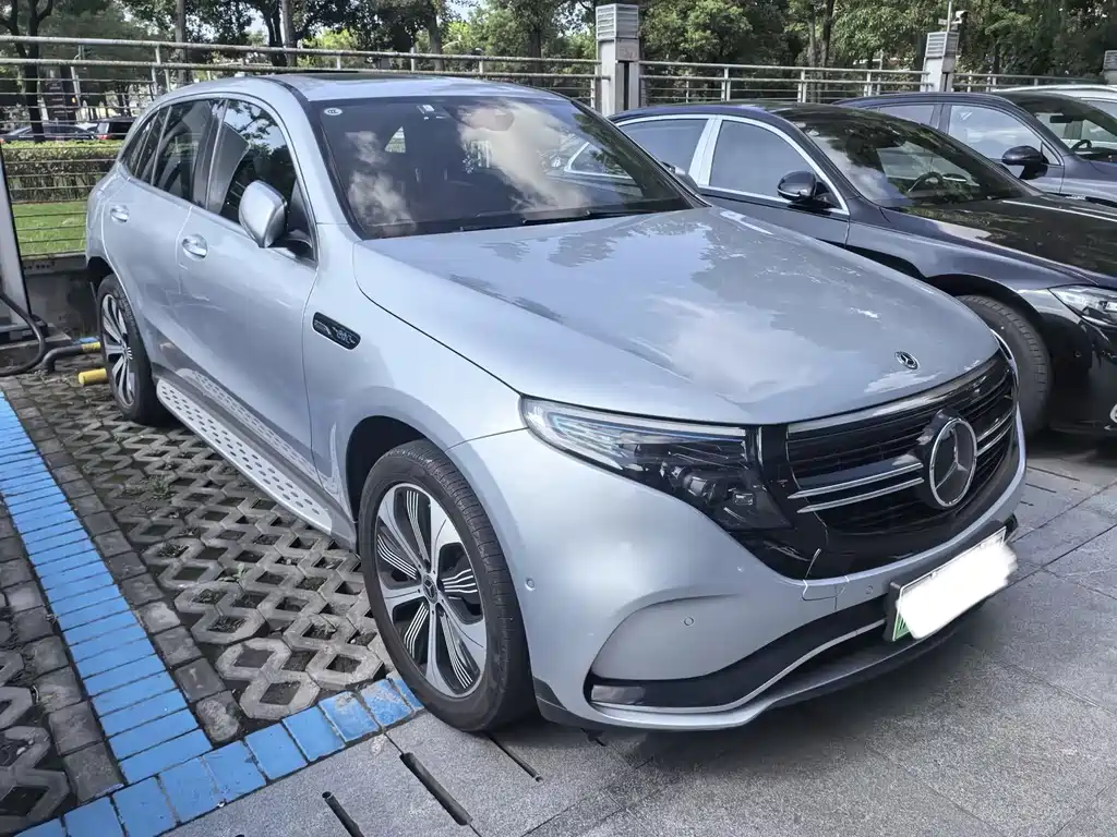 Mercedes-Benz EQC — миниатюра 3
