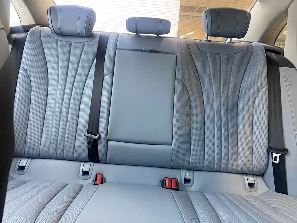 Hongqi Hongqi H5 PHEV — миниатюра 12