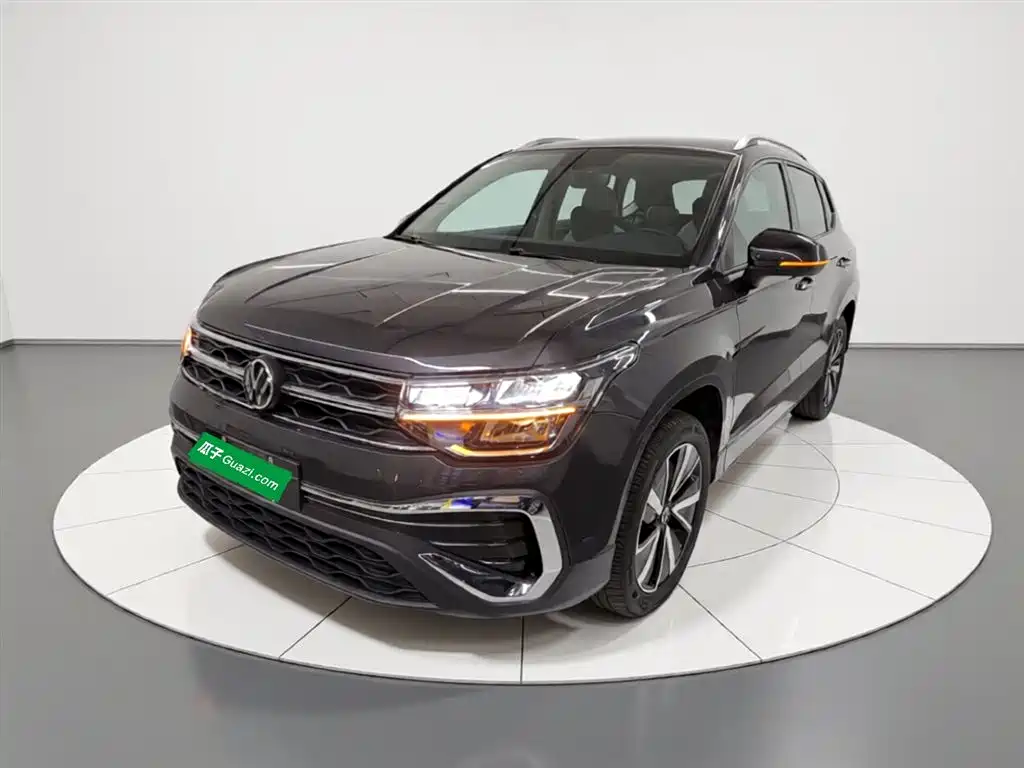 Volkswagen Tharu 2025