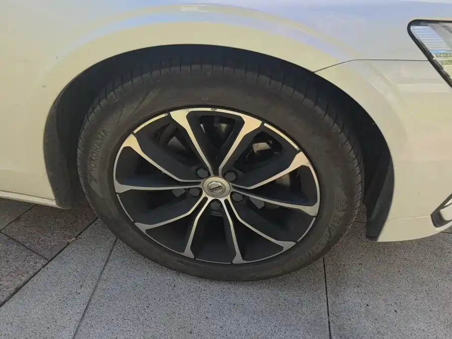 Volvo S60 — миниатюра 6