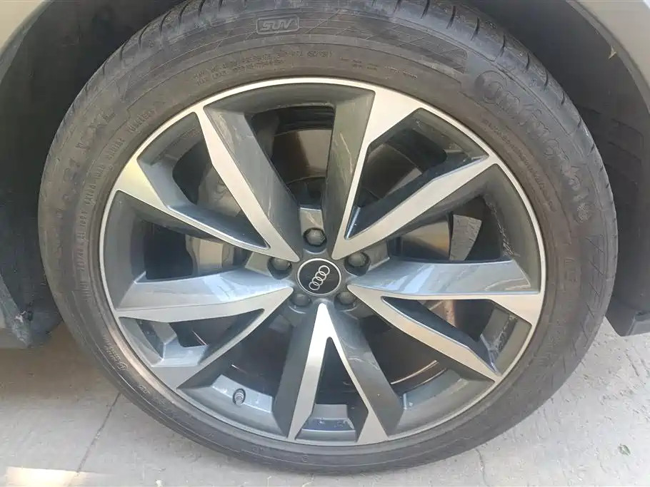 Audi Q7 2023 55 TFSI quattro S line Sport
