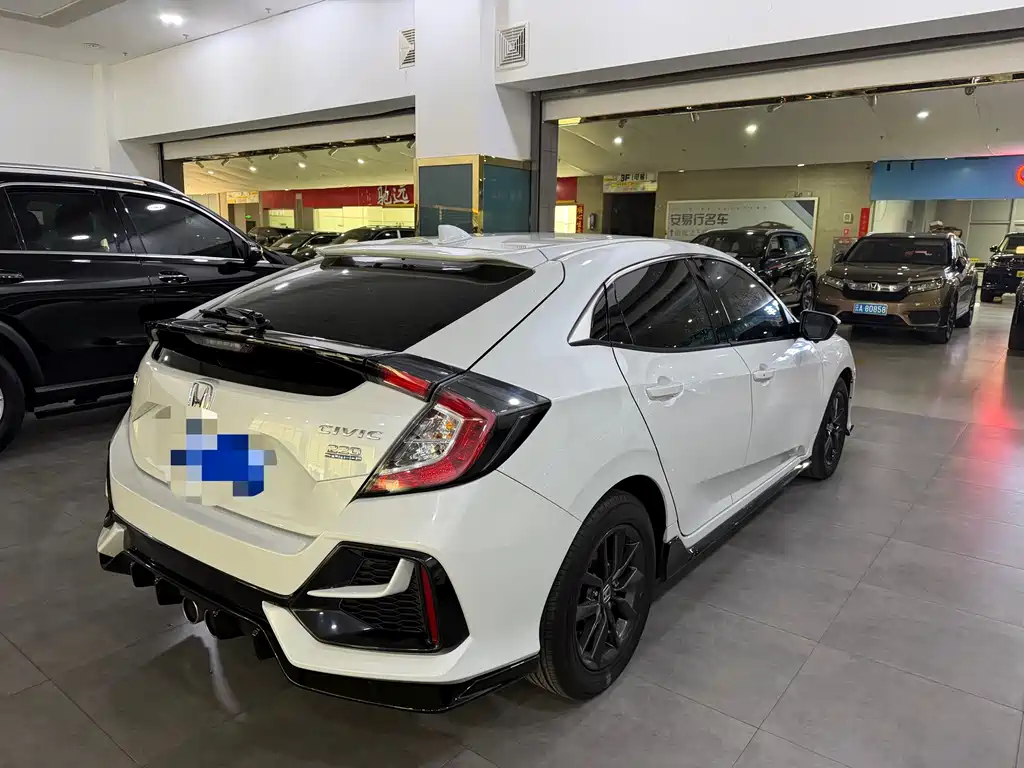 Honda Civic — миниатюра 9