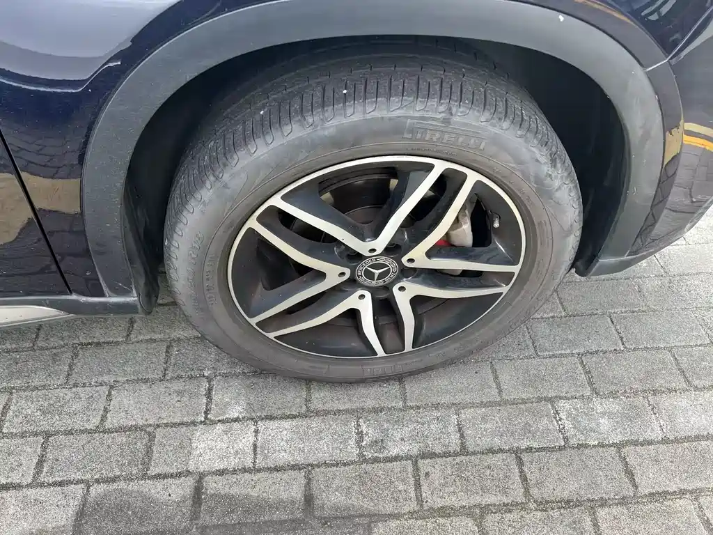 Mercedes-Benz GLA — миниатюра 8
