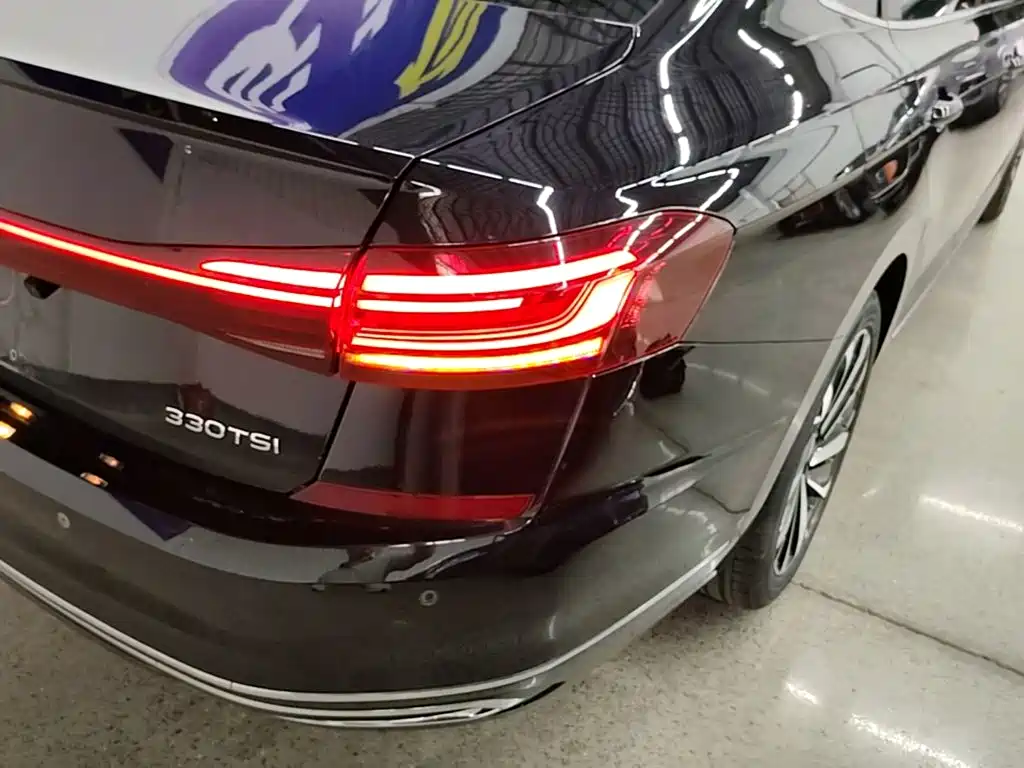 Volkswagen Passat — миниатюра 8