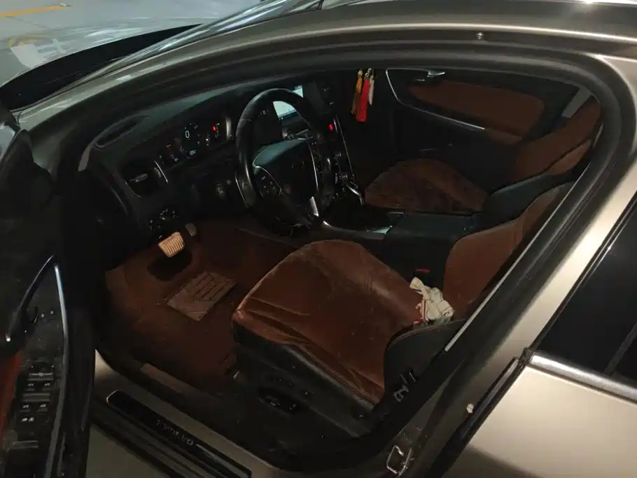 Volvo V60 — миниатюра 9