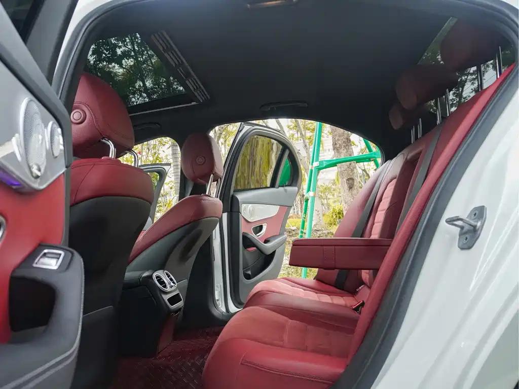 Mercedes-Benz C-Class — миниатюра 26