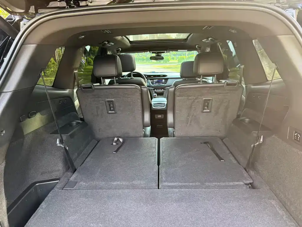 Cadillac XT6 — миниатюра 7