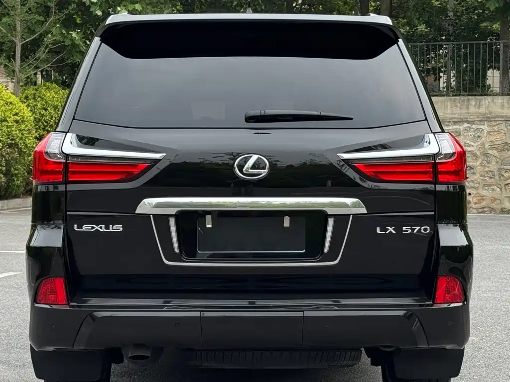 Lexus LX 2017 570 Luxury