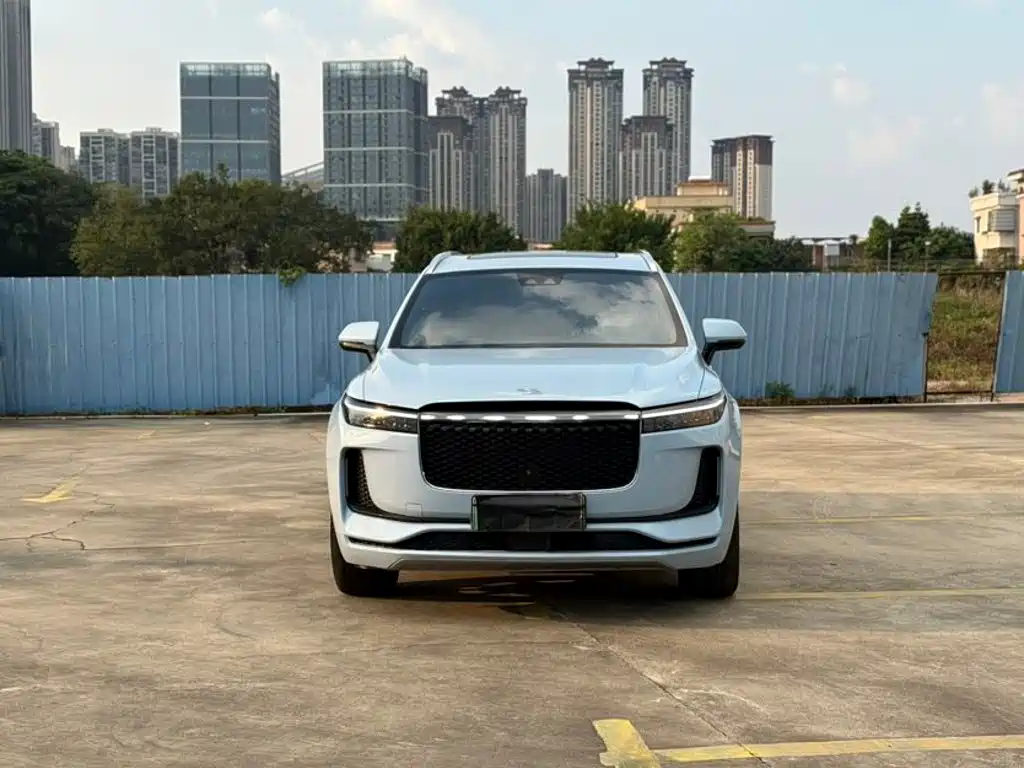 Li Auto Li ONE — миниатюра 2
