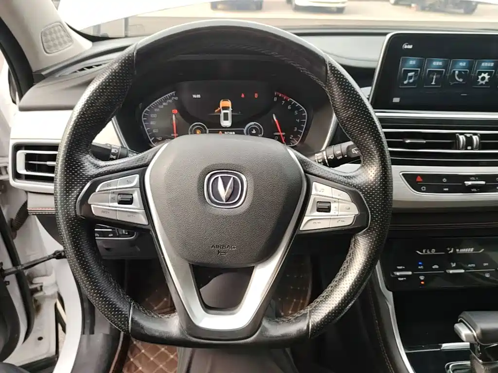 Changan CS75 — миниатюра 11
