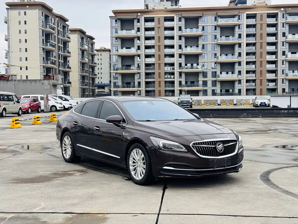Buick LaCrosse — миниатюра 3