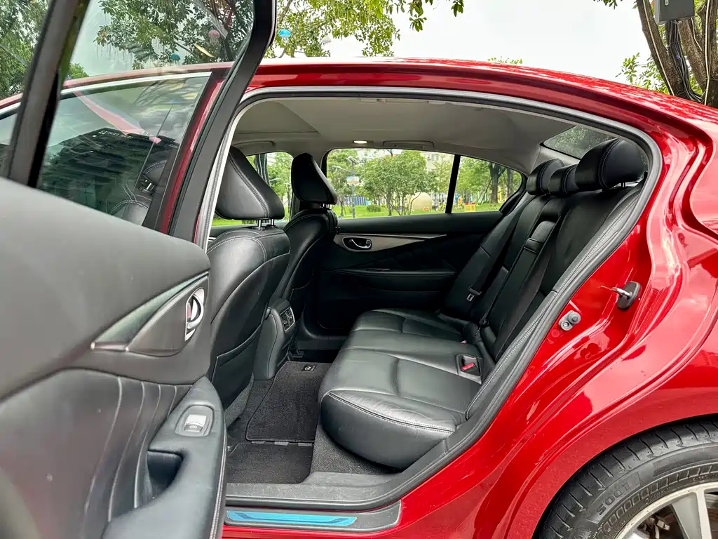 Infiniti Q50L 2.0T Delight Edition, фото 16