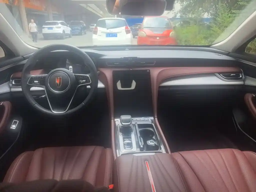 Hongqi Hongqi H5 — миниатюра 11