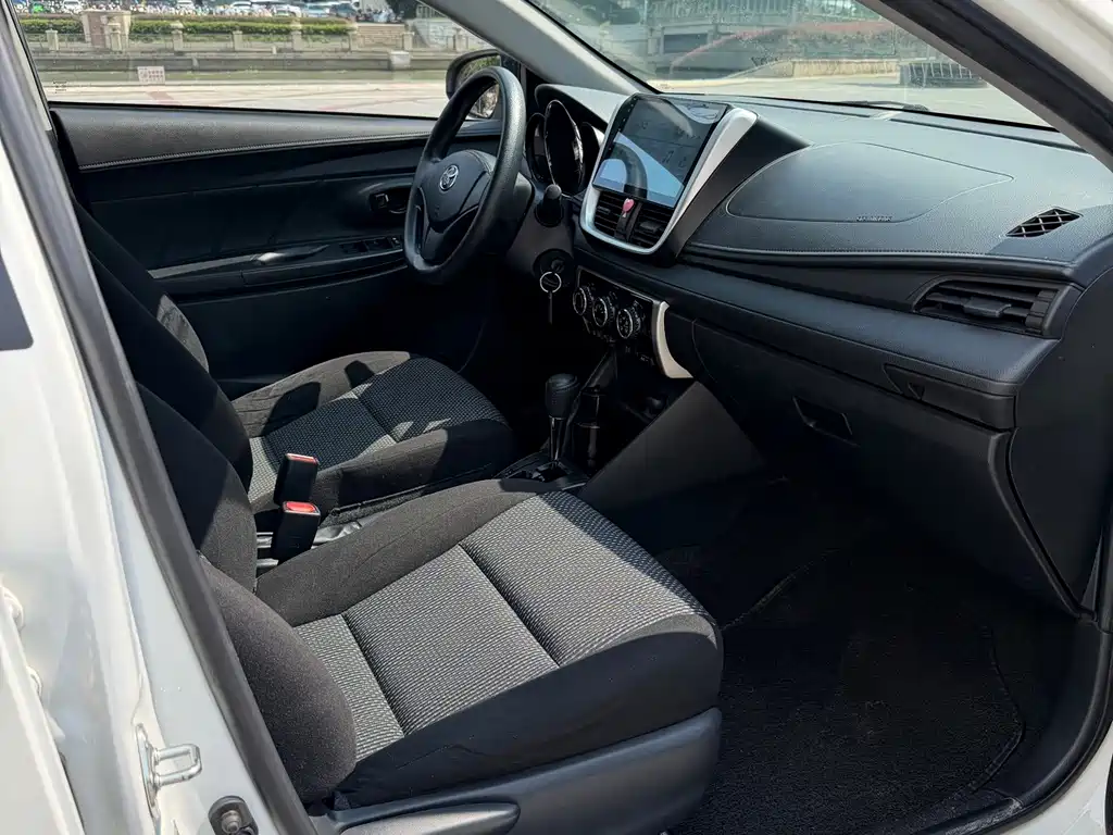 Toyota Vios — миниатюра 4