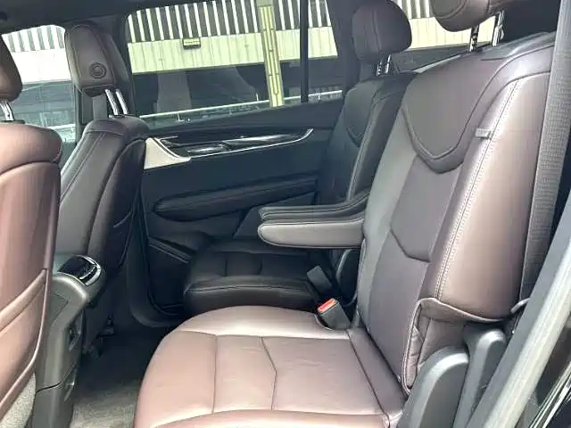 Cadillac XT6 — миниатюра 5
