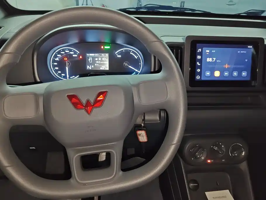 Wuling Rongguang EV — миниатюра 12