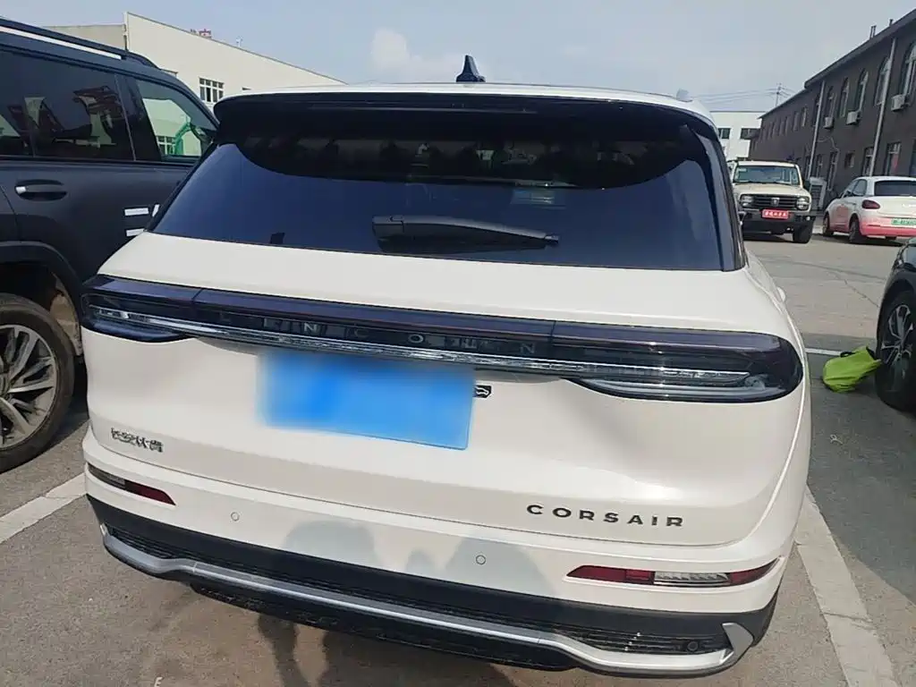 Lincoln Corsair — миниатюра 6
