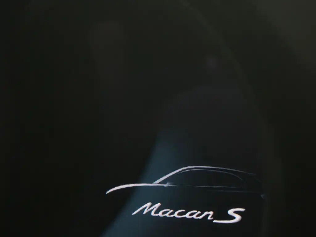 Porsche Macan — миниатюра 16