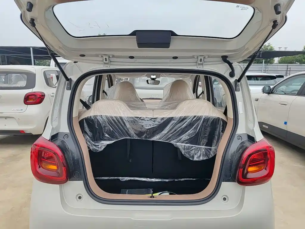 Wuling MINIEV — миниатюра 19